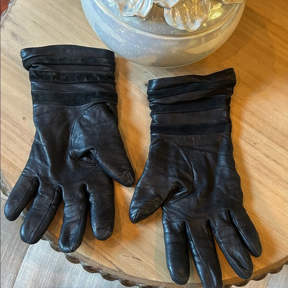 Giada Paris Black Leather/Cashmere Interior Hand Gloves